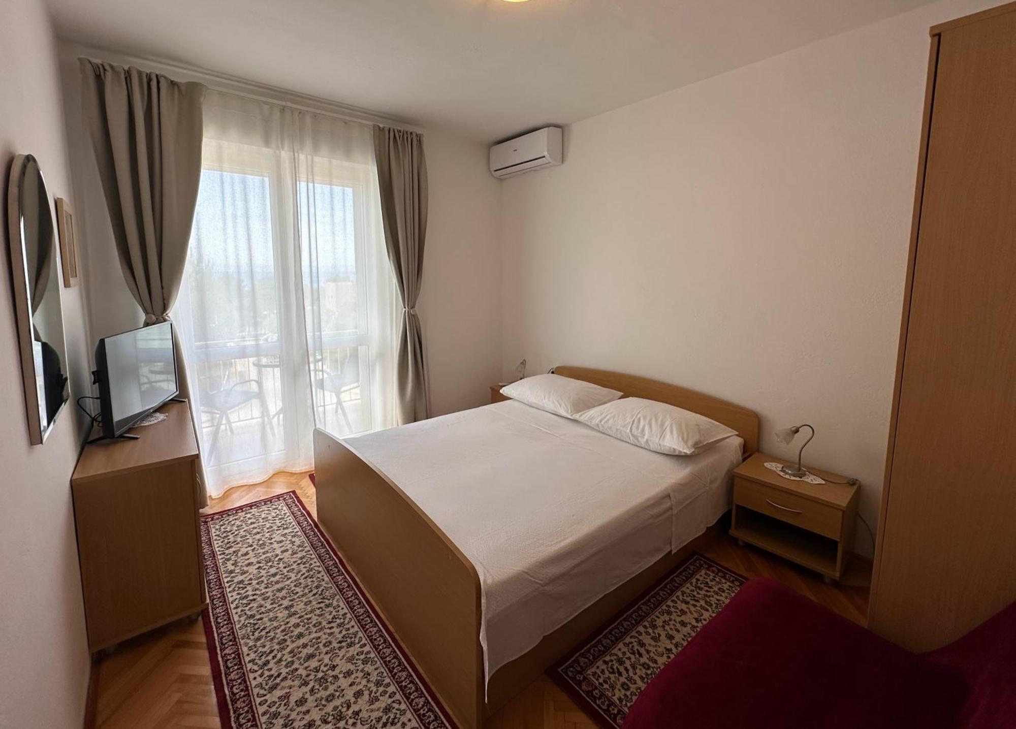 Spacious Family Apartment Near The Beach Makarska Eksteriør bilde